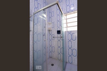 Casa à venda com 350m², 6 quartos e 5 vagas Casa à venda com 350m², 6 quartos e 5 vagasBanheiro Edícula