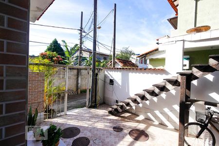 Casa de Condomínio para alugar com 2 quartos, 45m² em Vargem Pequena, Rio de Janeiro