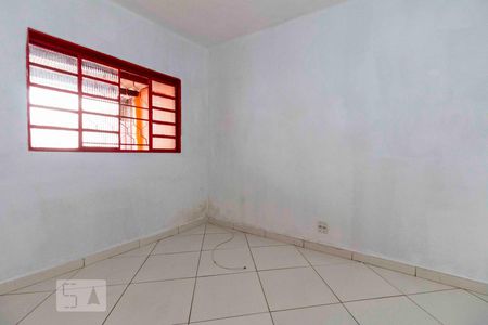 Sala de casa para alugar com 2 quartos, 60m² em Jardim Sapopemba, São Paulo