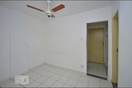 Sala de apartamento para alugar com 2 quartos, 35m² em Centro, Niterói