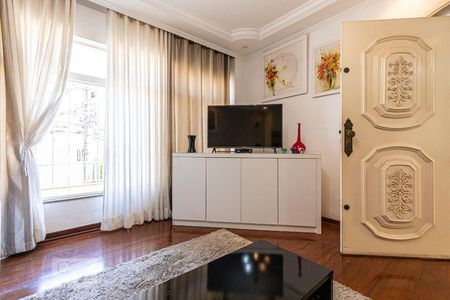 Sala de casa à venda com 4 quartos, 240m² em Vila Paulicéia, São Paulo
