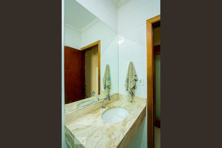 Casa para alugar com 172m², 3 quartos e 2 vagas Casa para alugar com 172m², 3 quartos e 2 vagasBanheiro Social