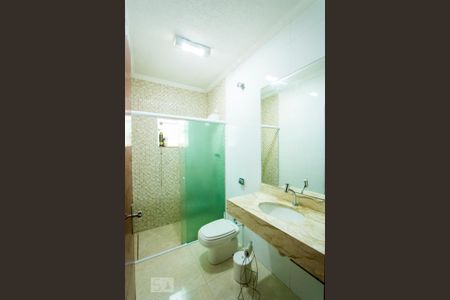 Casa para alugar com 172m², 3 quartos e 2 vagas Casa para alugar com 172m², 3 quartos e 2 vagasBanheiro Social