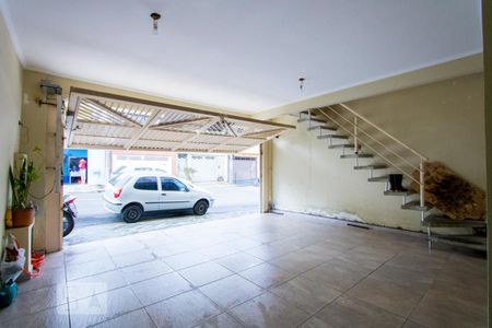 Casa para alugar com 172m², 3 quartos e 2 vagas Casa para alugar com 172m², 3 quartos e 2 vagasGaragem