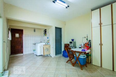 Casa para alugar com 172m², 3 quartos e 2 vagas Casa para alugar com 172m², 3 quartos e 2 vagasÁrea de Serviço