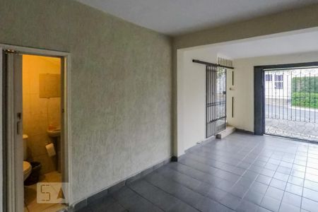 Banheiro Garagem de casa à venda com 3 quartos, 350m² em Vila Gumercindo, São Paulo