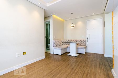 Sala de apartamento para alugar com 2 quartos, 45m² em Vila Nova Cachoeirinha, São Paulo