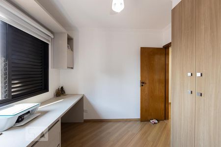 Quarto 1 de apartamento para alugar com 3 quartos, 83m² em Vila Bela, São Paulo