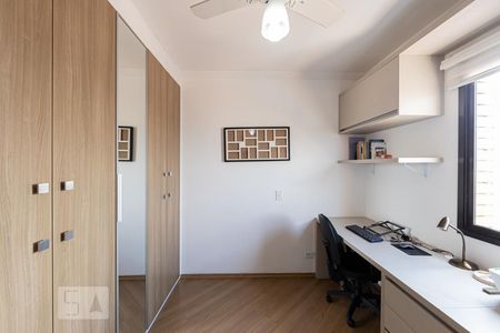 Quarto 1 de apartamento para alugar com 3 quartos, 83m² em Vila Bela, São Paulo