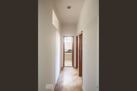 Corredor Quartos de apartamento para alugar com 2 quartos, 70m² em Carmo, Belo Horizonte