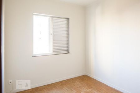 Quarto 1 de apartamento para alugar com 2 quartos, 70m² em Carmo, Belo Horizonte