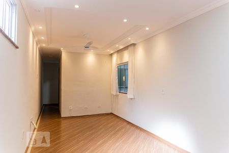 Sala de apartamento para alugar com 3 quartos, 86m² em Parque Bandeirante, Santo André