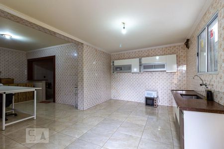 Casa para alugar com 210m², 2 quartos e 2 vagas Casa para alugar com 210m², 2 quartos e 2 vagasCozinha