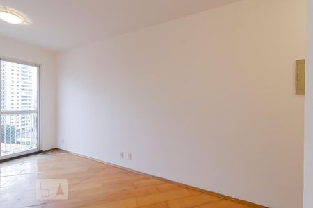 Sala de apartamento para alugar com 2 quartos, 47m² em Cambuci, São Paulo