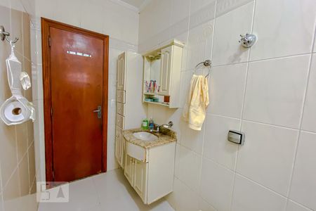 Lavabo de casa à venda com 4 quartos, 190m² em Vila Carrão, São Paulo