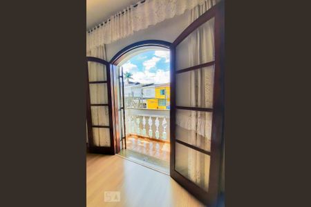 Casa para alugar com 320m², 3 quartos e 5 vagas Casa para alugar com 320m², 3 quartos e 5 vagasVaranda da Suíte