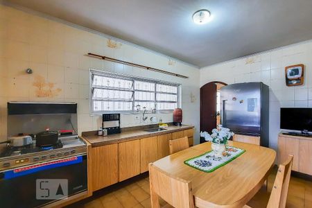 Casa para alugar com 320m², 3 quartos e 5 vagas Casa para alugar com 320m², 3 quartos e 5 vagasCozinha