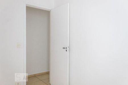 Quarto 1 de apartamento para alugar com 3 quartos, 60m² em Vila Butantã, São Paulo