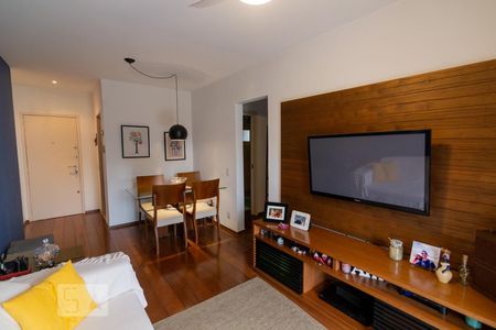 Sala de apartamento para alugar com 2 quartos, 55m² em Vila Isabel, Rio de Janeiro