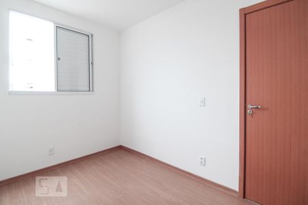 Quarto 2 de apartamento para alugar com 2 quartos, 51m² em Humaitá, Porto Alegre