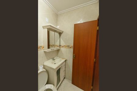 Casa à venda com 240m², 4 quartos e 2 vagas Casa à venda com 240m², 4 quartos e 2 vagasBanheiro da Suíte