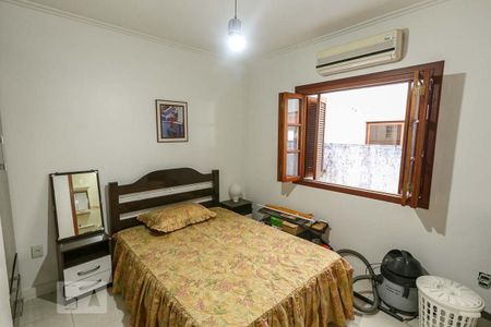 Casa à venda com 240m², 4 quartos e 2 vagas Casa à venda com 240m², 4 quartos e 2 vagasQuarto 1 - Suíte