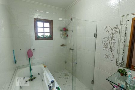 Casa à venda com 240m², 4 quartos e 2 vagas Casa à venda com 240m², 4 quartos e 2 vagasBanheiro da Suíte