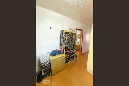 Casa à venda com 240m², 4 quartos e 2 vagas Casa à venda com 240m², 4 quartos e 2 vagasQuarto 4