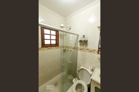 Casa à venda com 240m², 4 quartos e 2 vagas Casa à venda com 240m², 4 quartos e 2 vagasBanheiro da Suíte