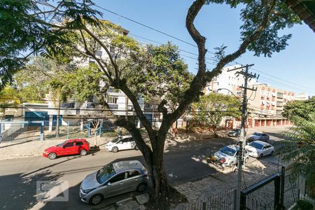 Casa à venda com 240m², 4 quartos e 2 vagas Casa à venda com 240m², 4 quartos e 2 vagasVista