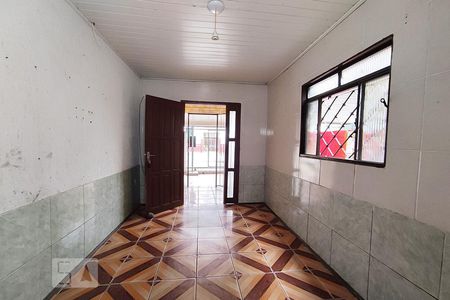 Sala de Estar de casa para alugar com 2 quartos, 60m² em Mathias Velho, Canoas