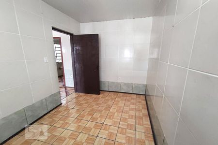 Quarto de casa para alugar com 2 quartos, 60m² em Mathias Velho, Canoas