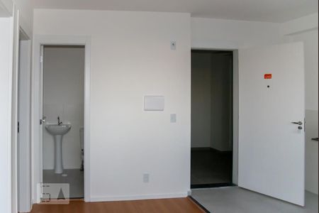 Sala de apartamento para alugar com 2 quartos, 38m² em Vila Nhocune, São Paulo