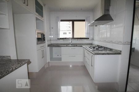 Cozinha de apartamento à venda com 3 quartos, 128m² em Vila Paulicéia, São Paulo