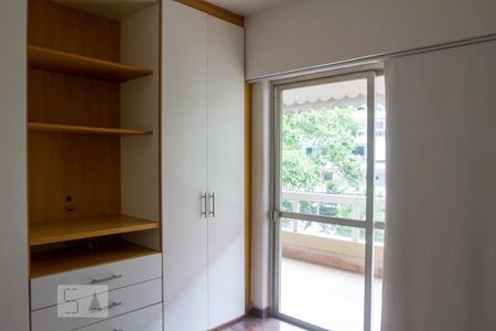 Quarto 1 de apartamento à venda com 4 quartos, 180m² em Leblon, Rio de Janeiro