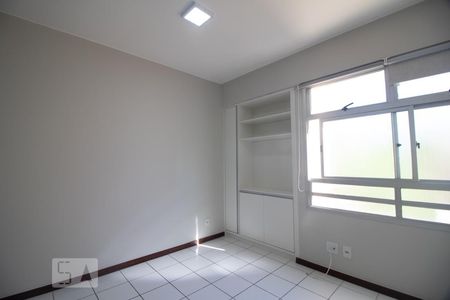 Sala/Quarto de kitnet/studio para alugar com 1 quarto, 27m² em Asa Norte, Brasília