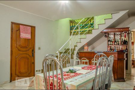 Sala de casa à venda com 3 quartos, 180m² em Vila Barreto, São Paulo