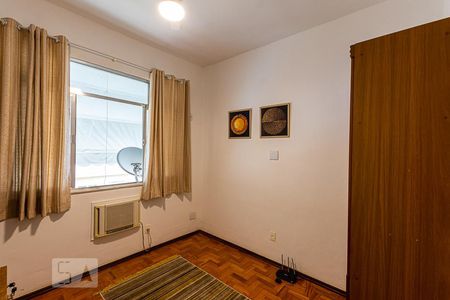 Quarto 2 de apartamento para alugar com 2 quartos, 82m² em Icaraí, Niterói