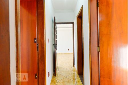 Corredor de apartamento para alugar com 3 quartos, 70m² em Vila Industrial, Campinas