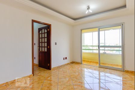 Sala de apartamento para alugar com 3 quartos, 70m² em Vila Industrial, Campinas