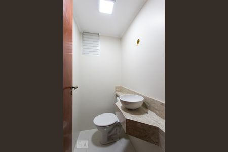 Lavabo de apartamento para alugar com 3 quartos, 70m² em Jardim Vila Formosa, São Paulo