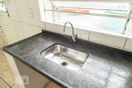 Casa para alugar com 50m², 1 quarto e sem vaga Casa para alugar com 50m², 1 quarto e sem vagaSala e cozinha