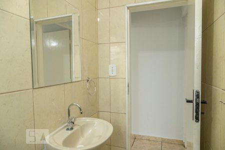 Casa para alugar com 50m², 1 quarto e sem vaga Casa para alugar com 50m², 1 quarto e sem vagaBanheiro