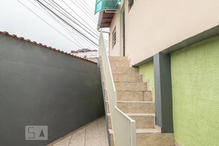 Casa para alugar com 50m², 1 quarto e sem vaga Casa para alugar com 50m², 1 quarto e sem vagaEscada