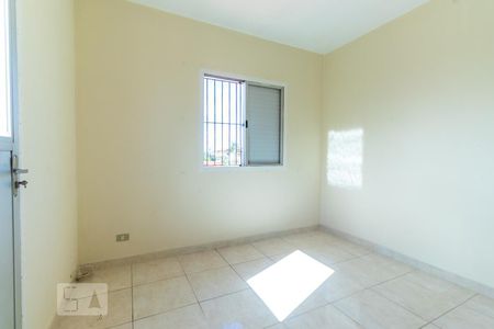 Quarto 2 de casa para alugar com 2 quartos, 120m² em Jardim Satélite, São Paulo