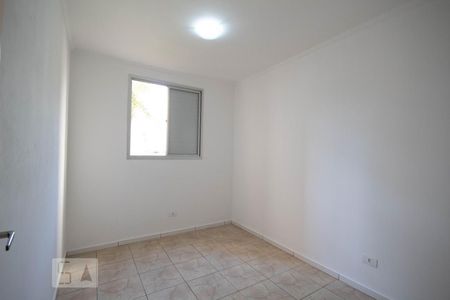 Quarto 2 de apartamento para alugar com 3 quartos, 64m² em Continental, Osasco