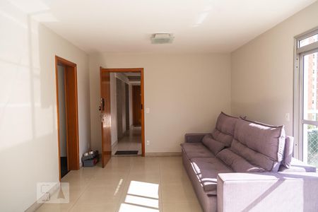 Sala de apartamento para alugar com 3 quartos, 96m² em Santo Agostinho, Belo Horizonte