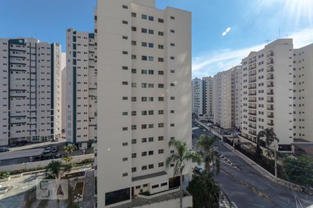 Sacada - Vista de apartamento para alugar com 1 quarto, 43m² em Loteamento Mogilar, Mogi das Cruzes