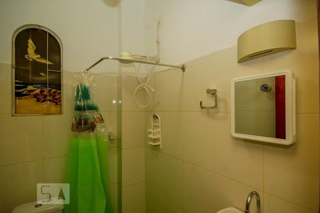 Banheiro  de apartamento para alugar com 1 quarto, 32m² em Copacabana, Rio de Janeiro