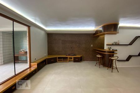 Sala de casa à venda com 8 quartos, 500m² em Vila Inah, São Paulo